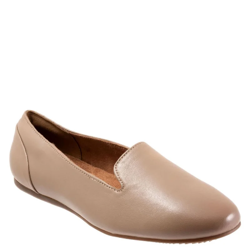 SoftWalk Womens Shelby Leather Slip-On Loafers