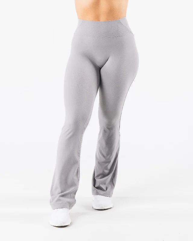 Aura Flared Pant - Smoke